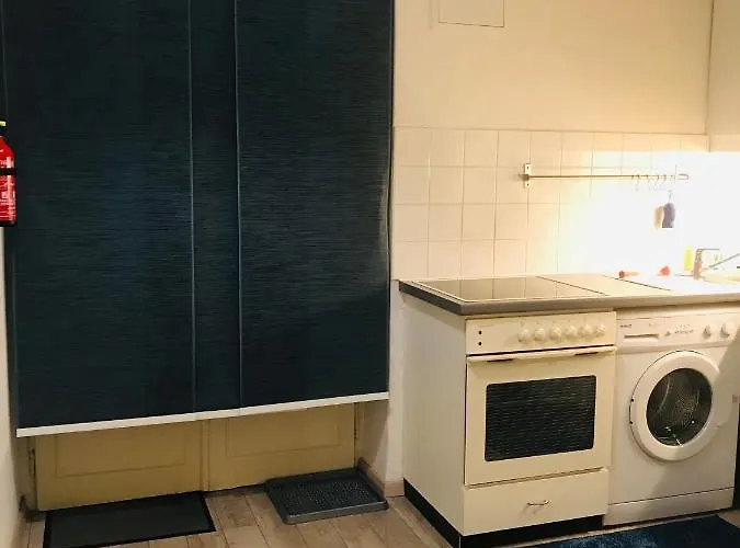 The Barts Center - Self Check-in Apartment