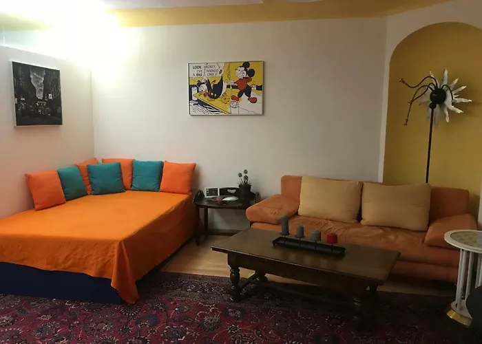 The Barts Center - Self Check-in Apartment *