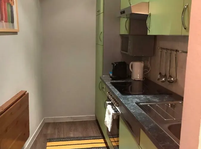 The Barts Center - Self Check-in Apartment