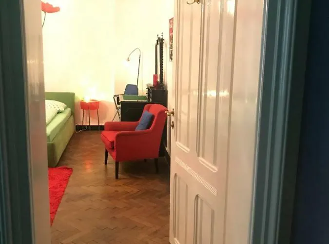 The Barts Center - Self Check-in Wien