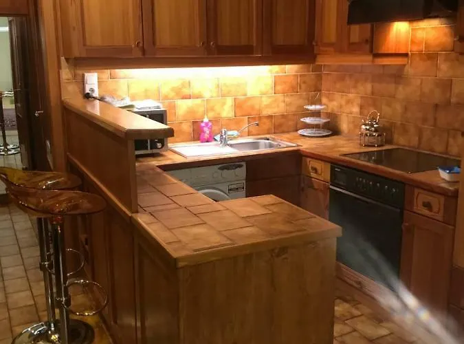 The Barts Center - Self Check-in Apartment